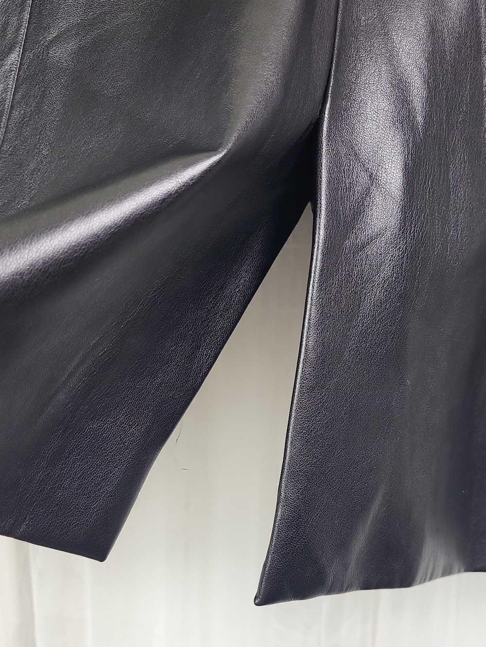 Zara Women's Black Faux Leather Double-Breasted Blazer. Size S - Picture 15 of 16